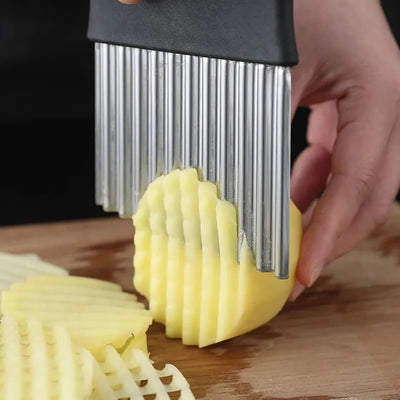 Stainless Steel Wavy Vegetable & Fruit Slicer – Crinkle Cut French Fry Maker