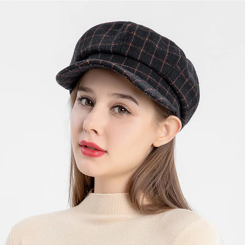 K239 Women’s Retro Plaid Beret Hat for Autumn and Winter